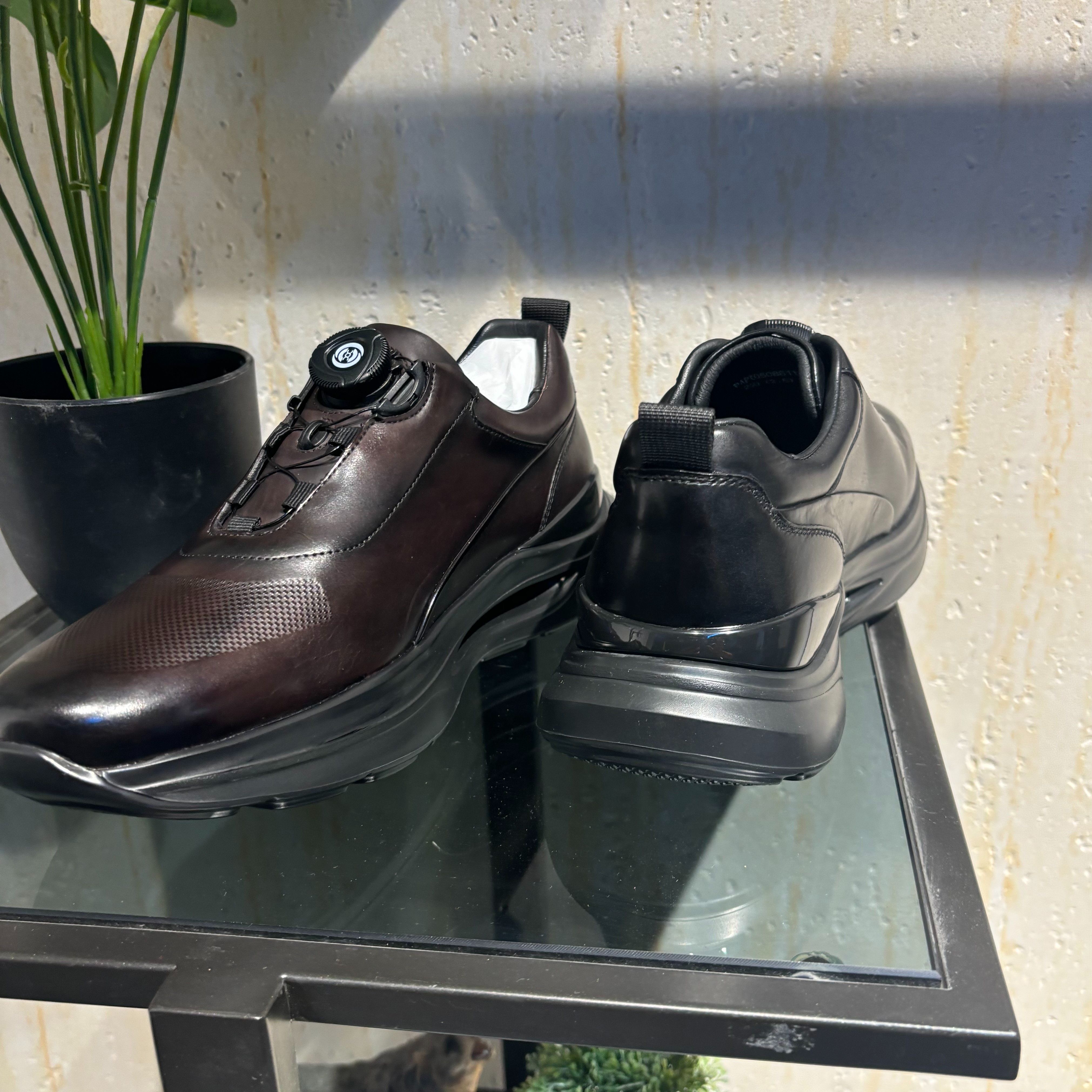 男士轻便真皮休闲鞋8611