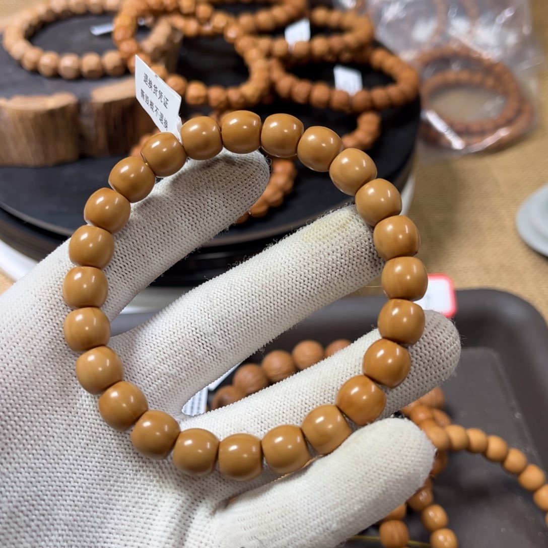 昭****手串猴头核桃直切9.7