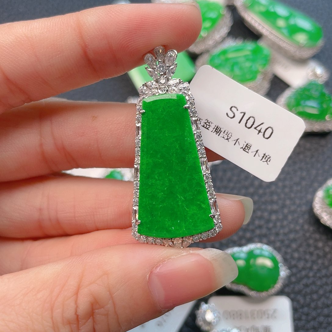 【闪购商品】翡翠吊坠(不含链)银S925镶嵌