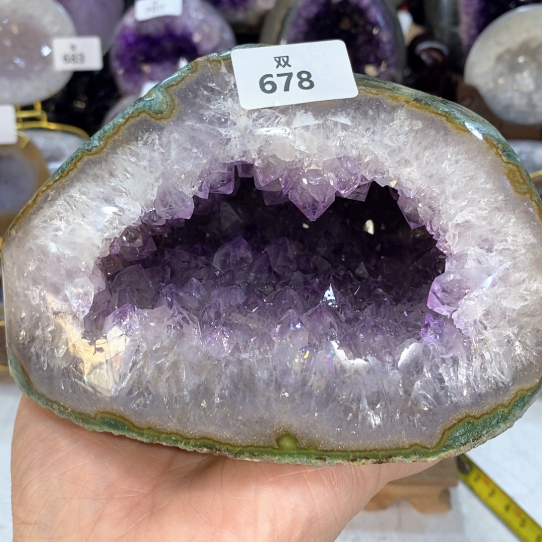 未镶嵌水晶大型摆件（非配饰）