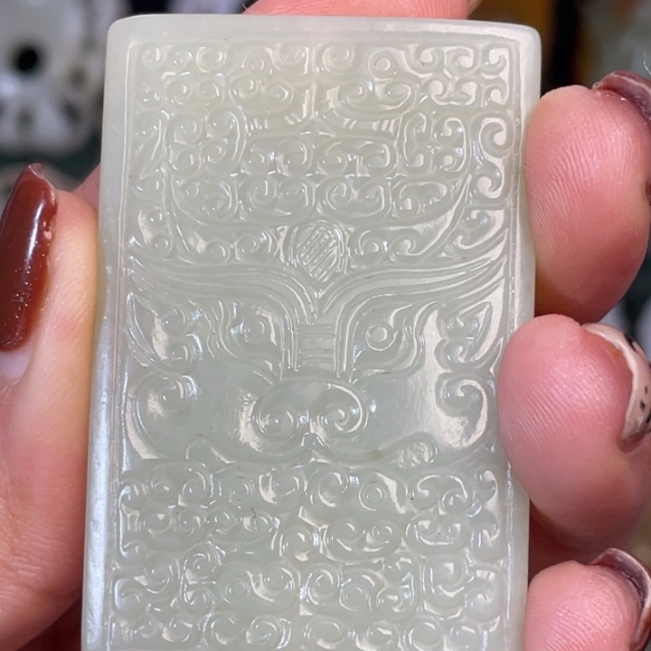 Z***1和田玉未镶嵌颈饰