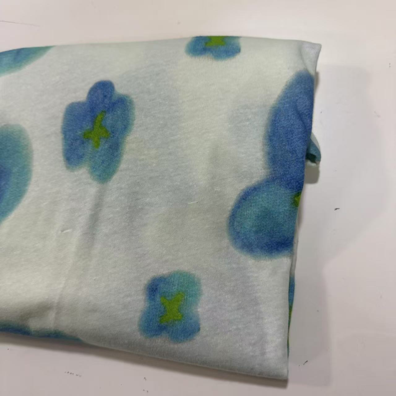 女士三色印花长袖T恤秋季