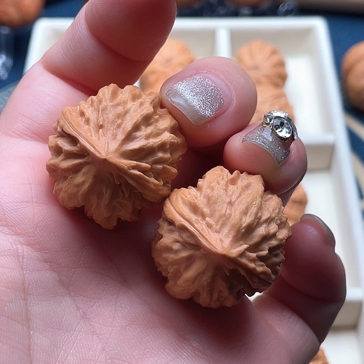 文玩核桃把件小暴雪