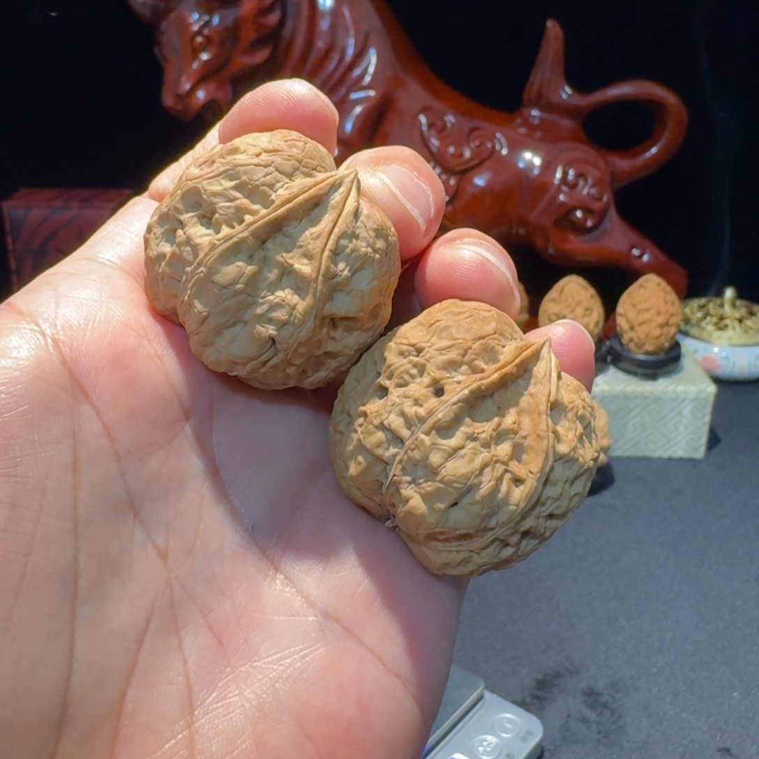 文玩核桃把件云南铁核桃8