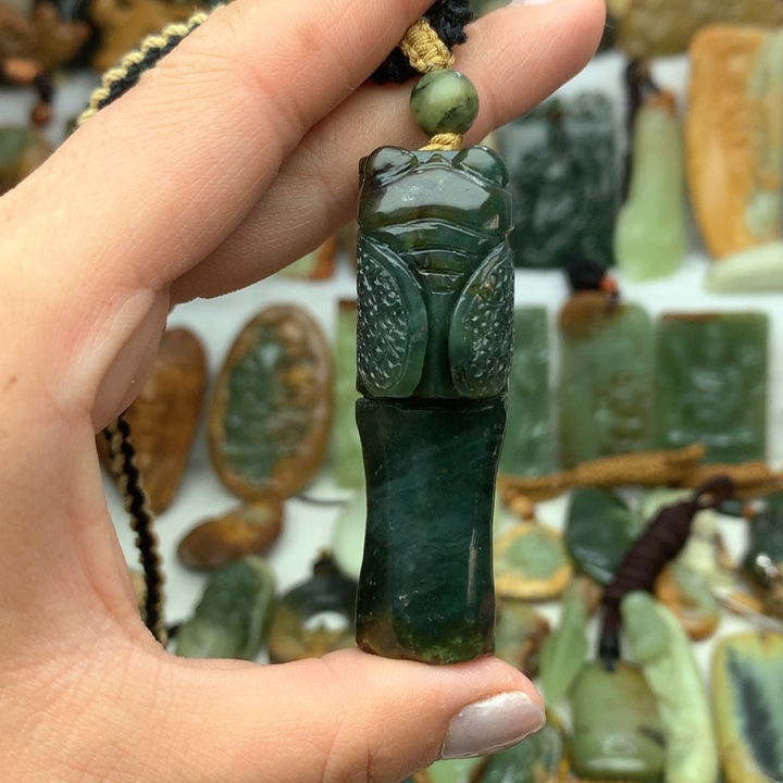 岫岩河磨玉（透闪石质玉）挂件未镶嵌