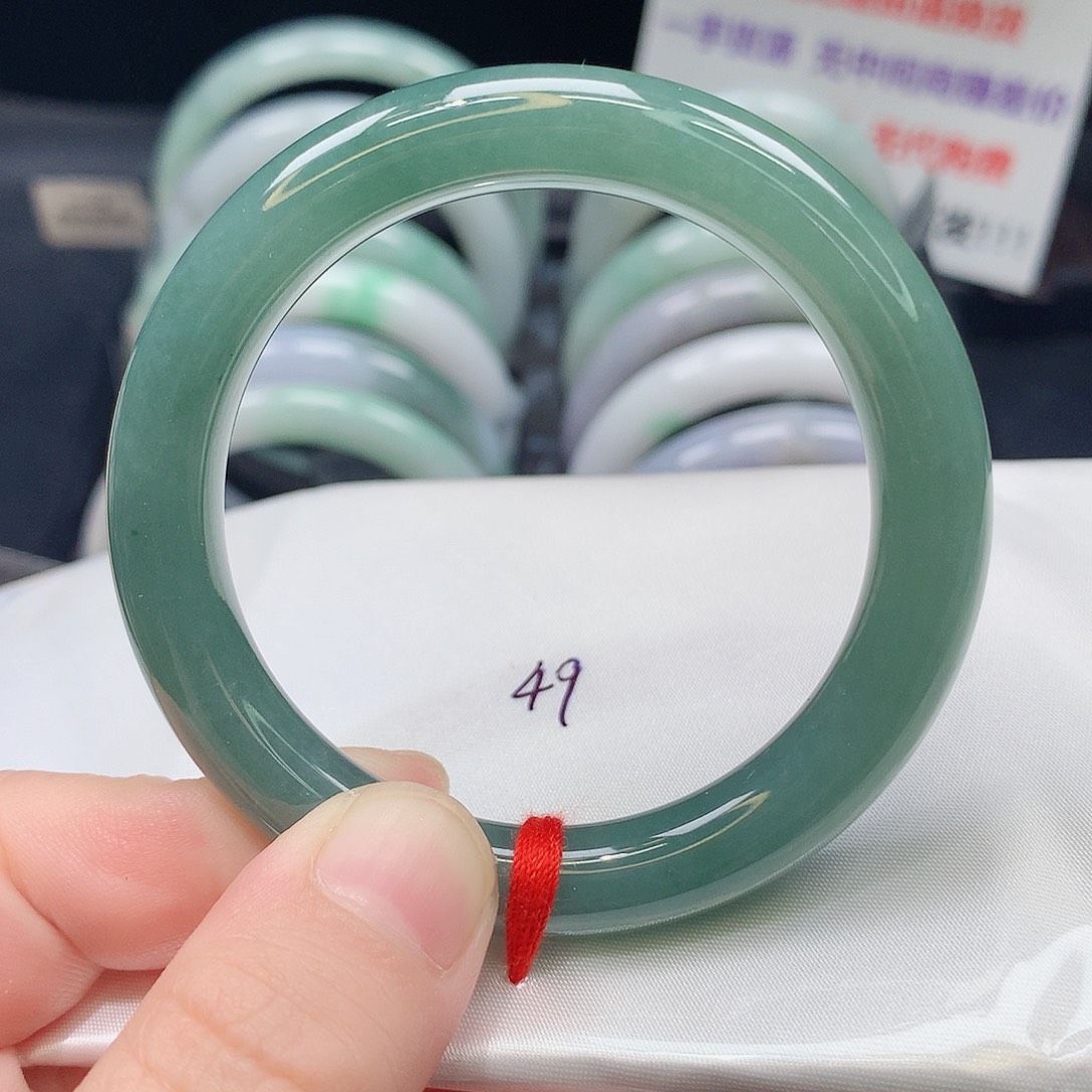 翡翠未镶嵌手镯420