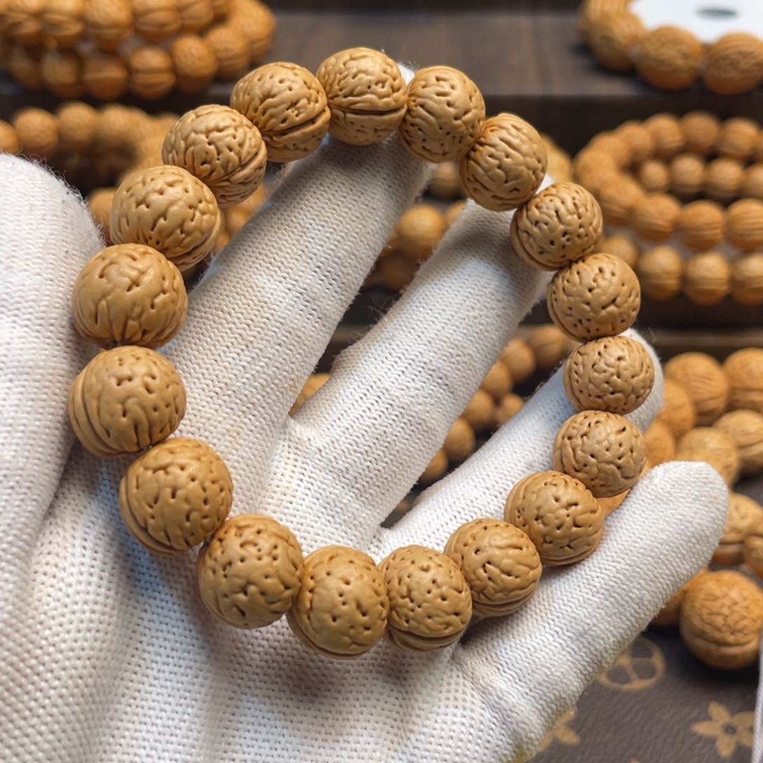 手串桃核凌**燕金丹14尺寸