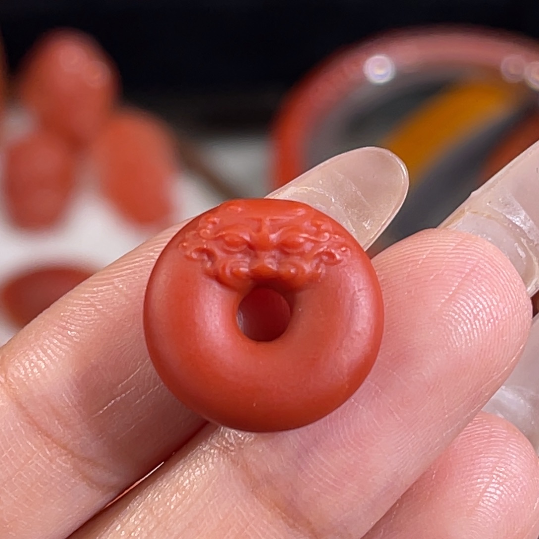 南红玛瑙未镶嵌守护面平安扣 15.9x5.5mm