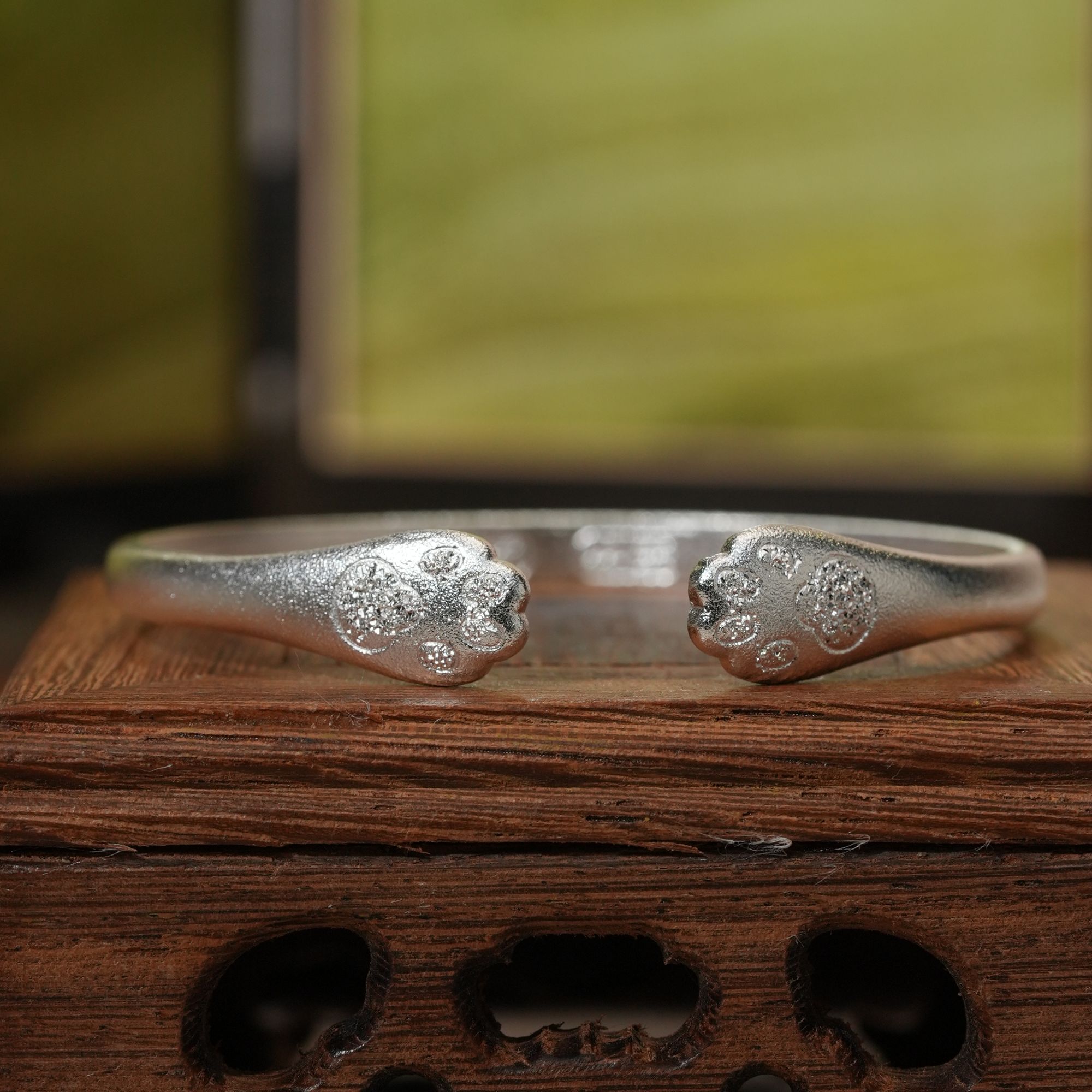 足银手镯 足银手镯猫爪纯银999手镯可爱招财纳福银镯子送女友礼物