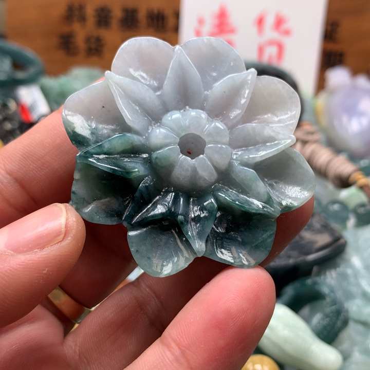 翡翠颈饰未镶嵌保真天然A货翡翠