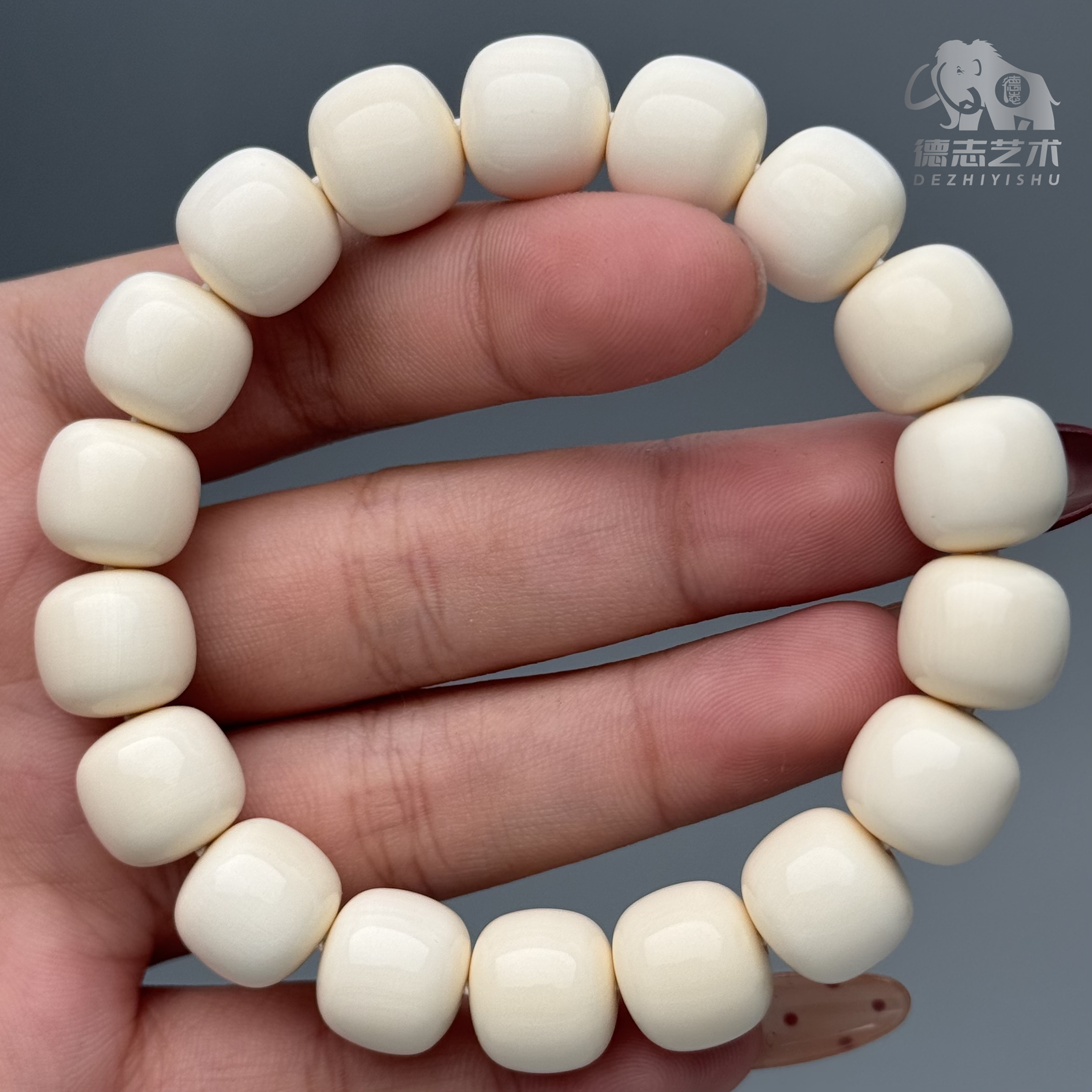 DEZHI/德志【4A隐龙】12x11老型全肉润白无纹无漂无水印猛犸串A1203