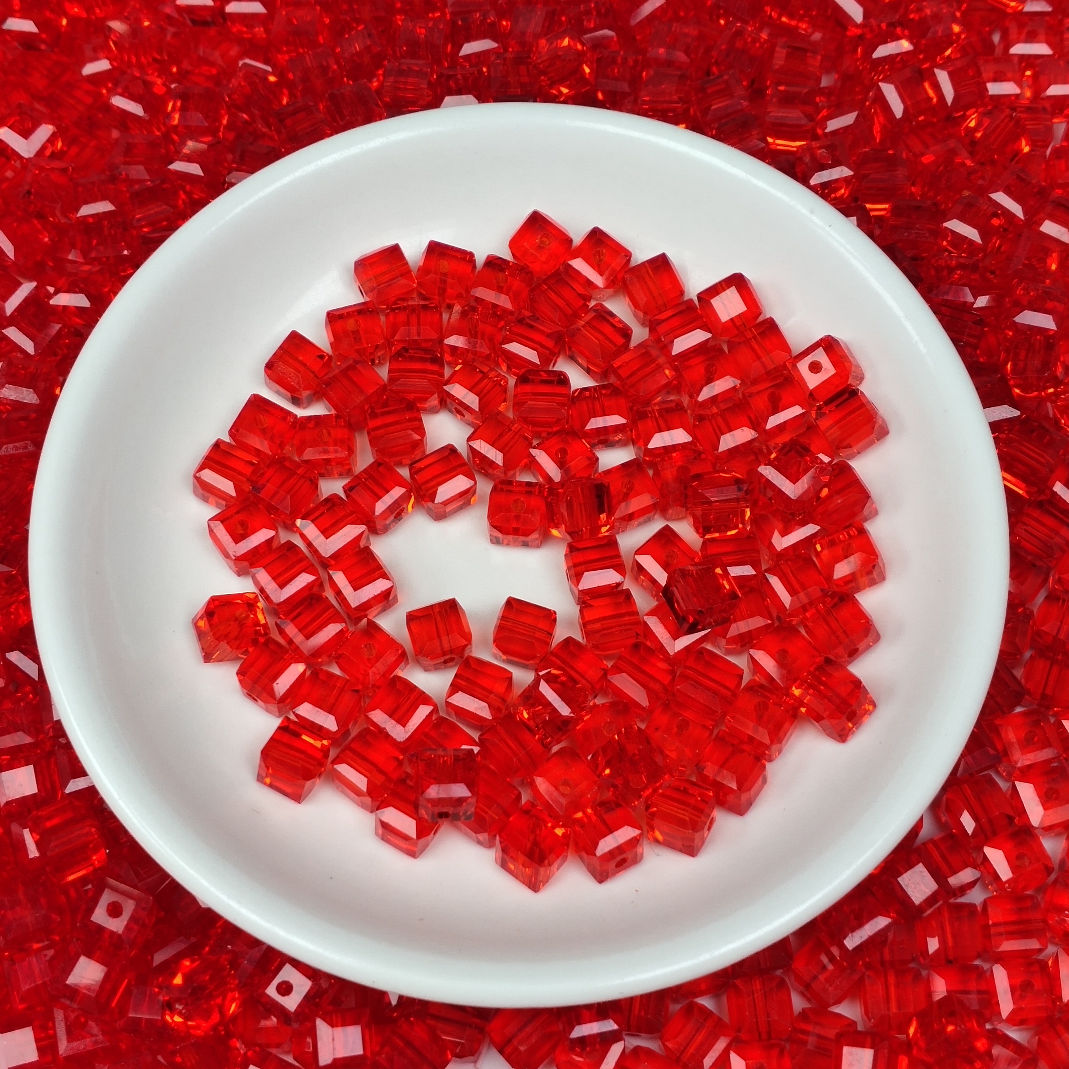 散珠A011红碧玺方糖8MM*20颗