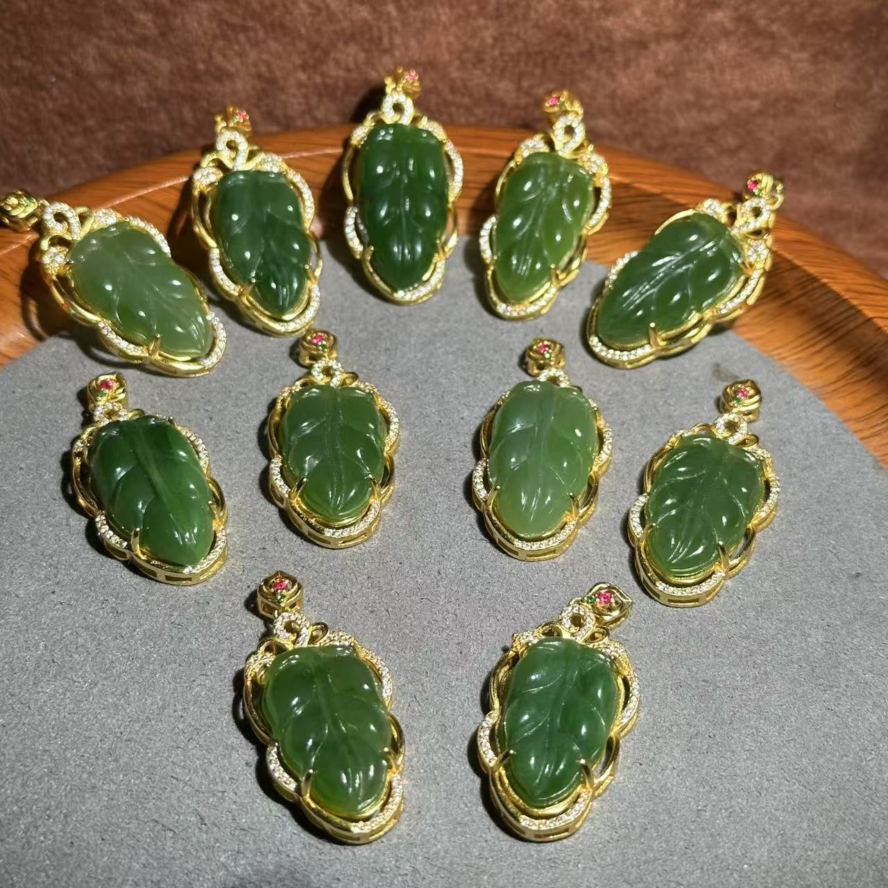 【张老斯珠宝】天然和田玉吊坠zr066（多样性发货 拍一发一）