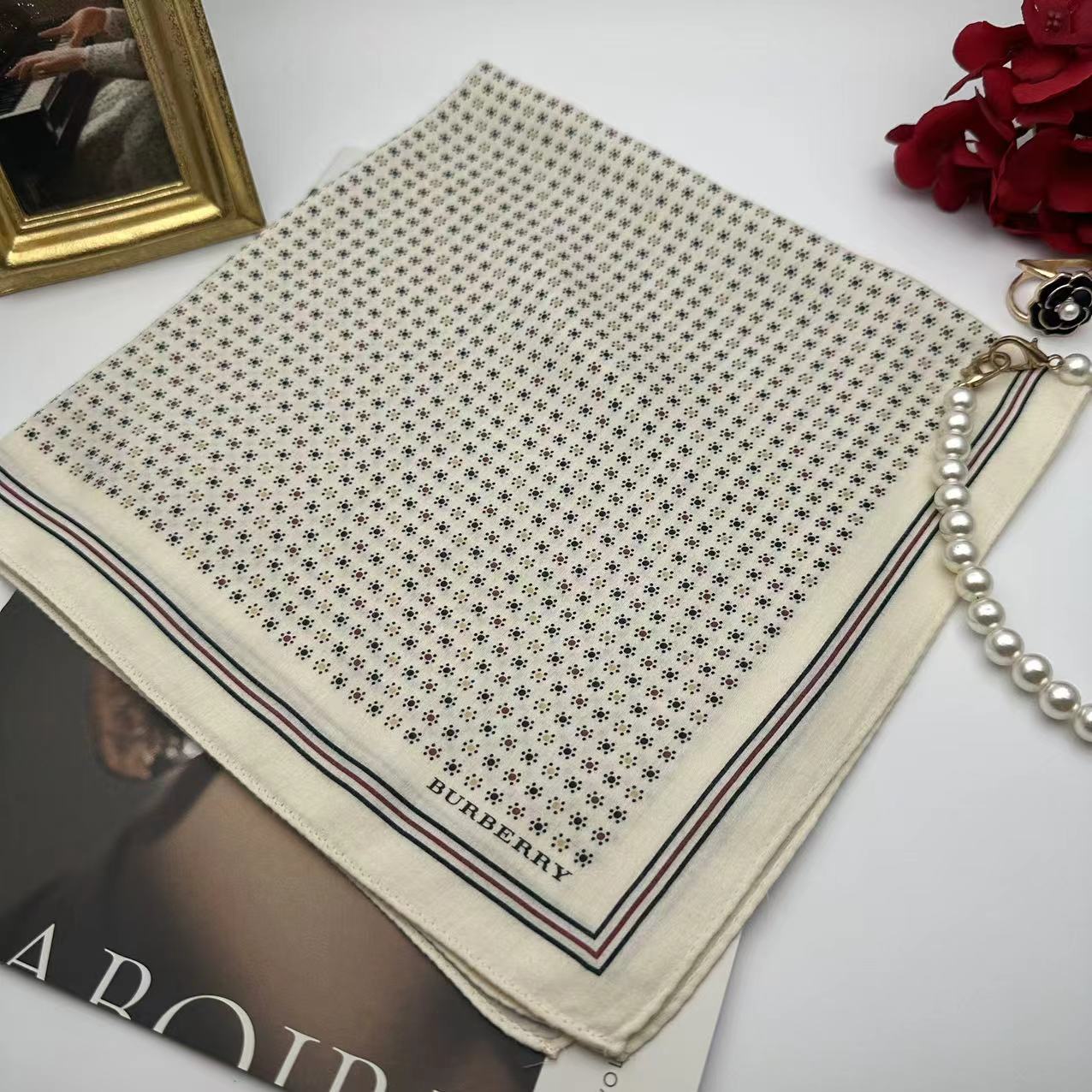 99新 BURBERRY/博柏利 海囤【丝巾】巴宝莉/yy01289