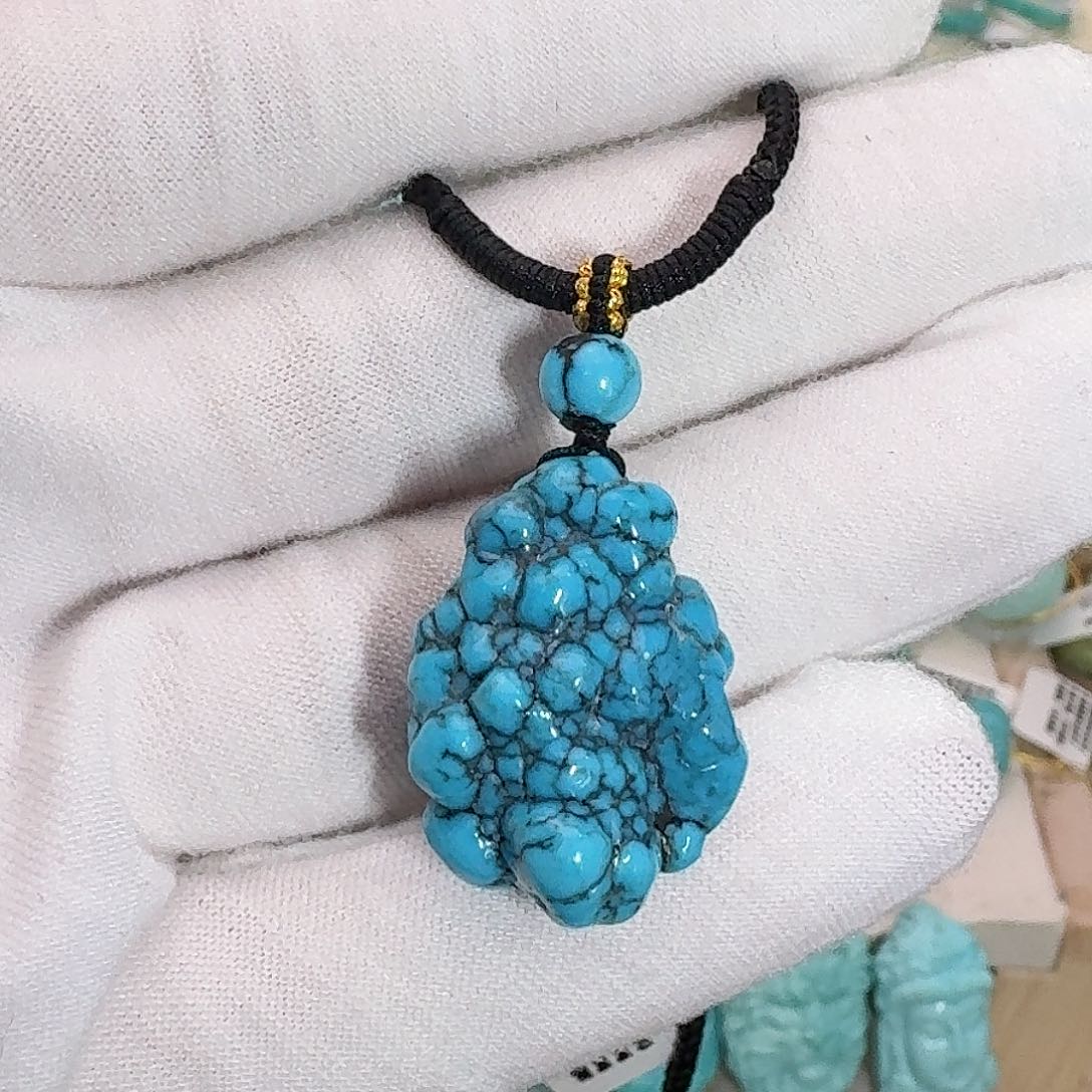 绿松石未镶嵌珠宝奇石玉华蓝随形吊坠