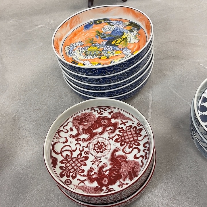 一***事瓷片麒麟胡乘两个➕釉里红狮子胡乘两个➕青花鱼藻胡乘两个