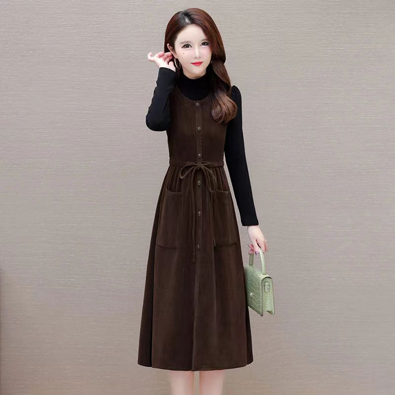 秋冬时尚洋气假两件灯芯绒连衣裙女气质修身显瘦中长款a字裙子