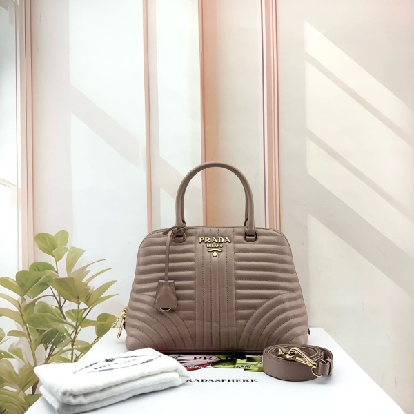 95新/普拉达/包包/市场价32800/250314CZ0034