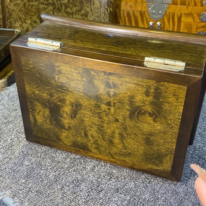 乌木类成套家具茶叶盒