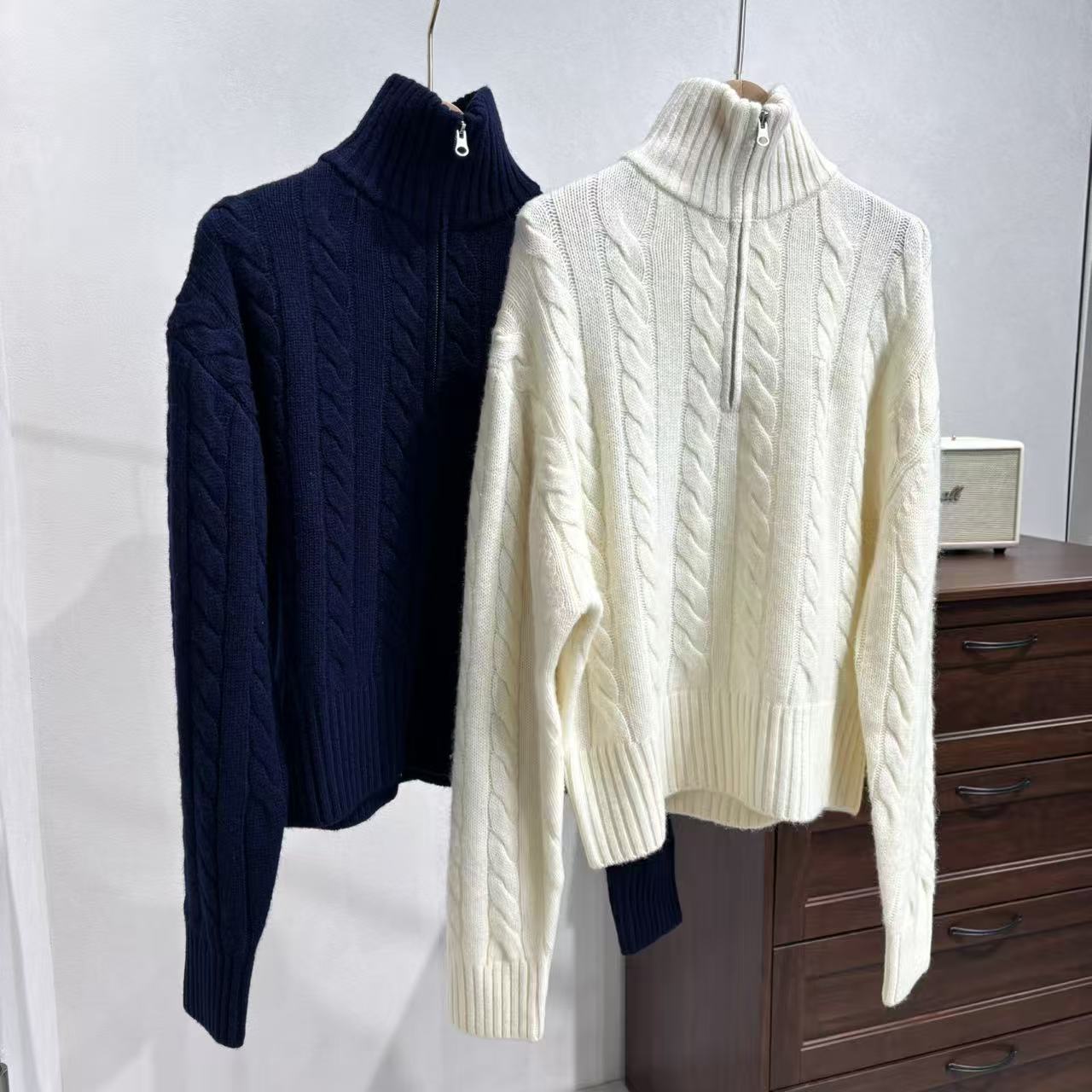 SY5737  双色半拉链编织高领毛衣