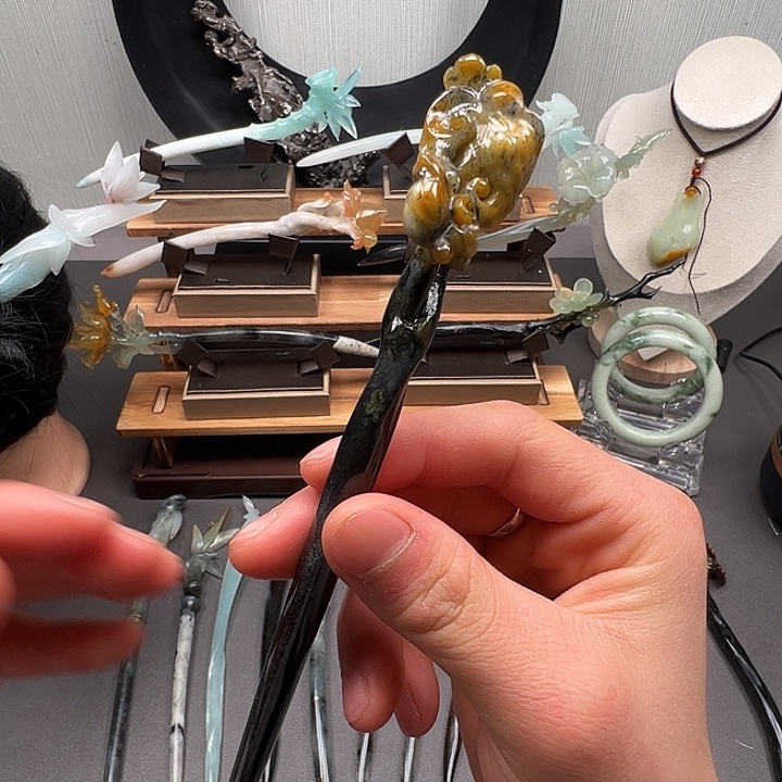 蛇纹石玉未镶嵌发簪