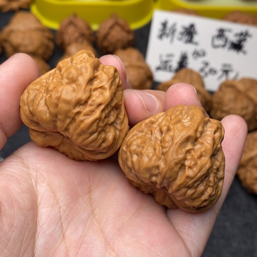 文玩核桃把件蛤蟆3微色差