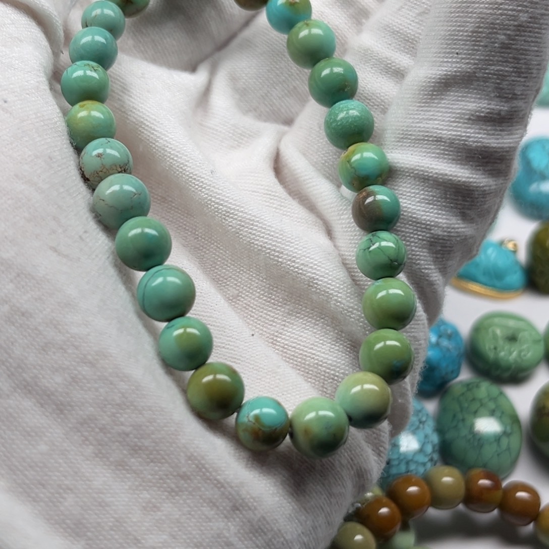 绿松石未镶嵌原矿