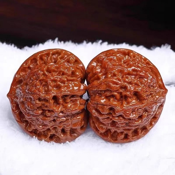 （麒麟纹大官帽）文玩核桃把件