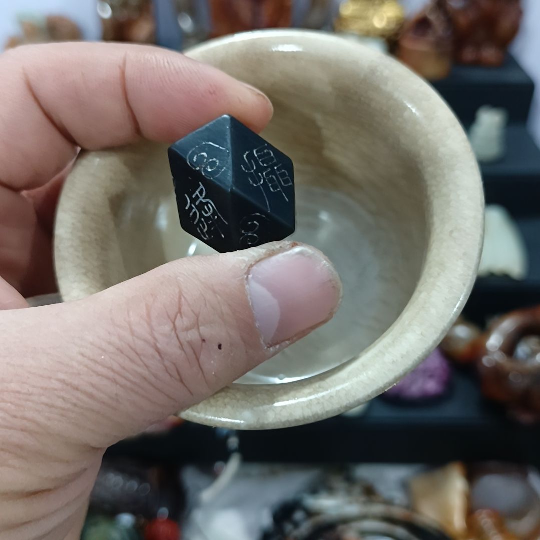 摆件瓷器嘁嘁嘁器轻轻巧巧