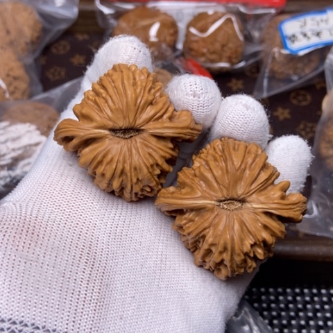 文玩核桃把件四座楼47