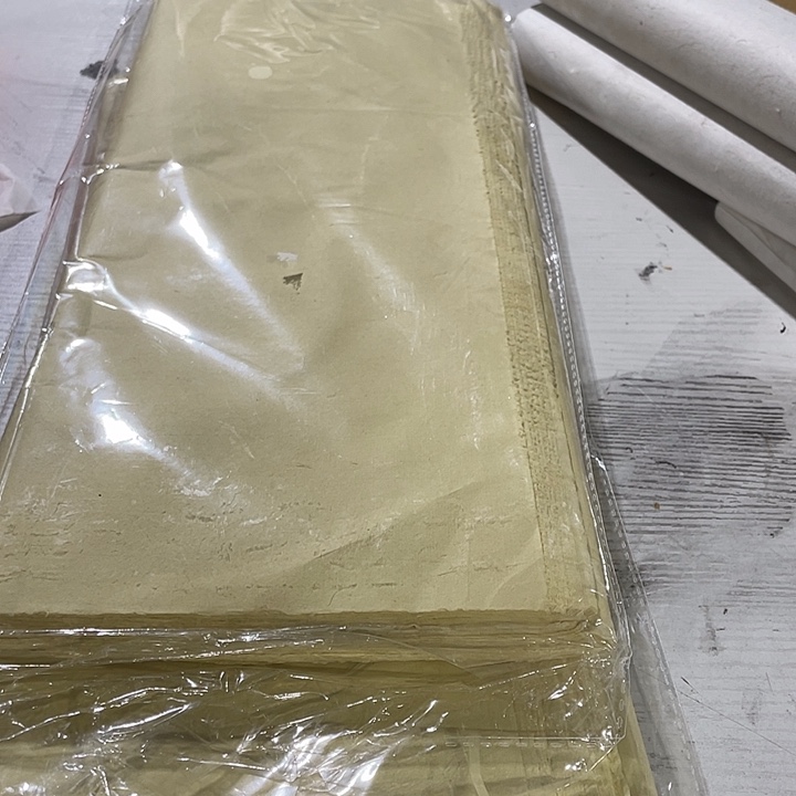 48✖️78纯手工毛边纸2刀数量不详