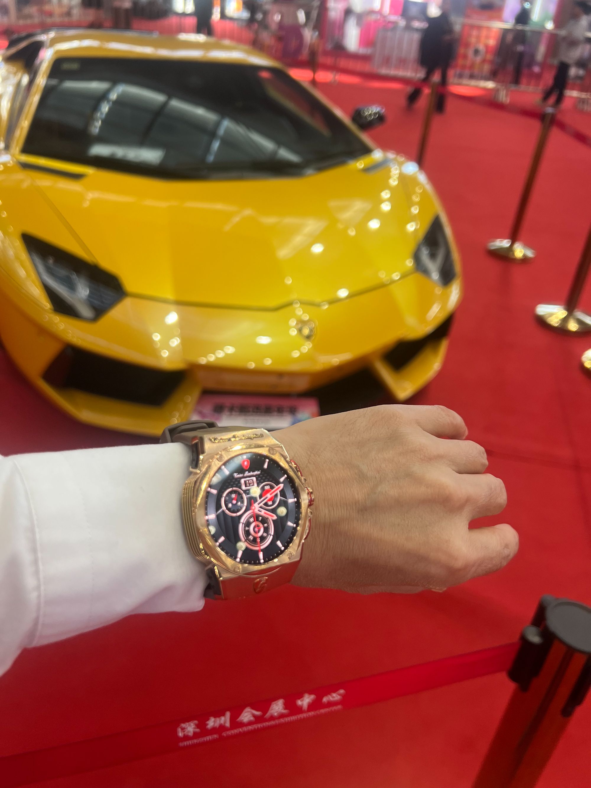 2025年兰博基尼跑车概念智能腕表心率血氧支付宝运动深度防水个性