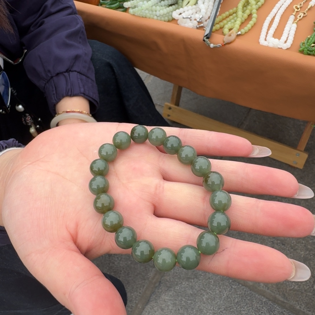 项链未镶嵌和田玉