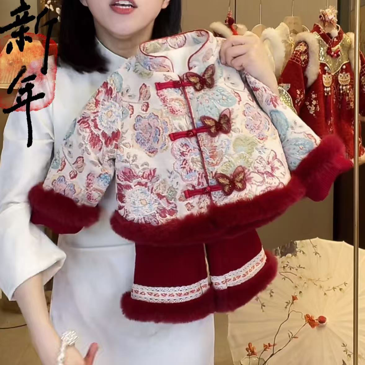 女童冬季新款拜年2026中式儿童唐装加厚中国套装宝宝周岁礼服冬装