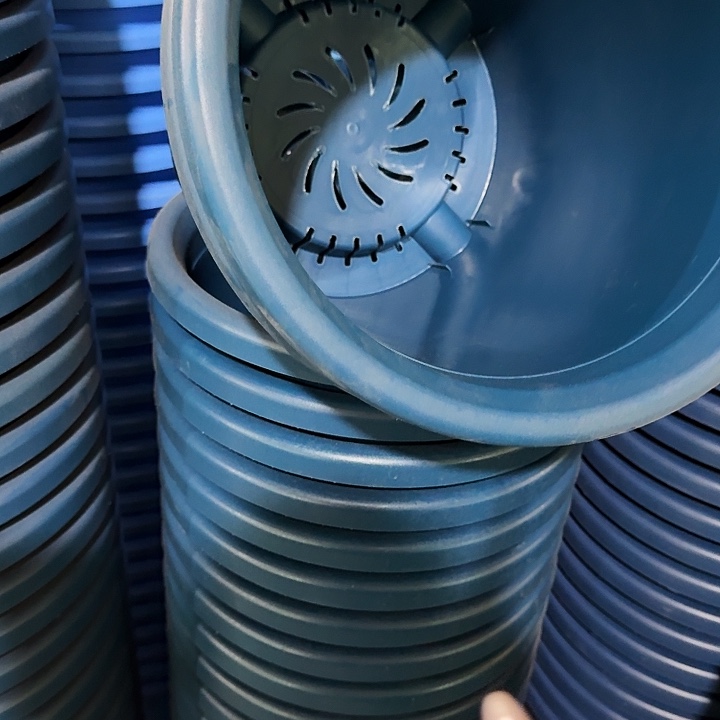 四季7号藏青无托6个瑕疵