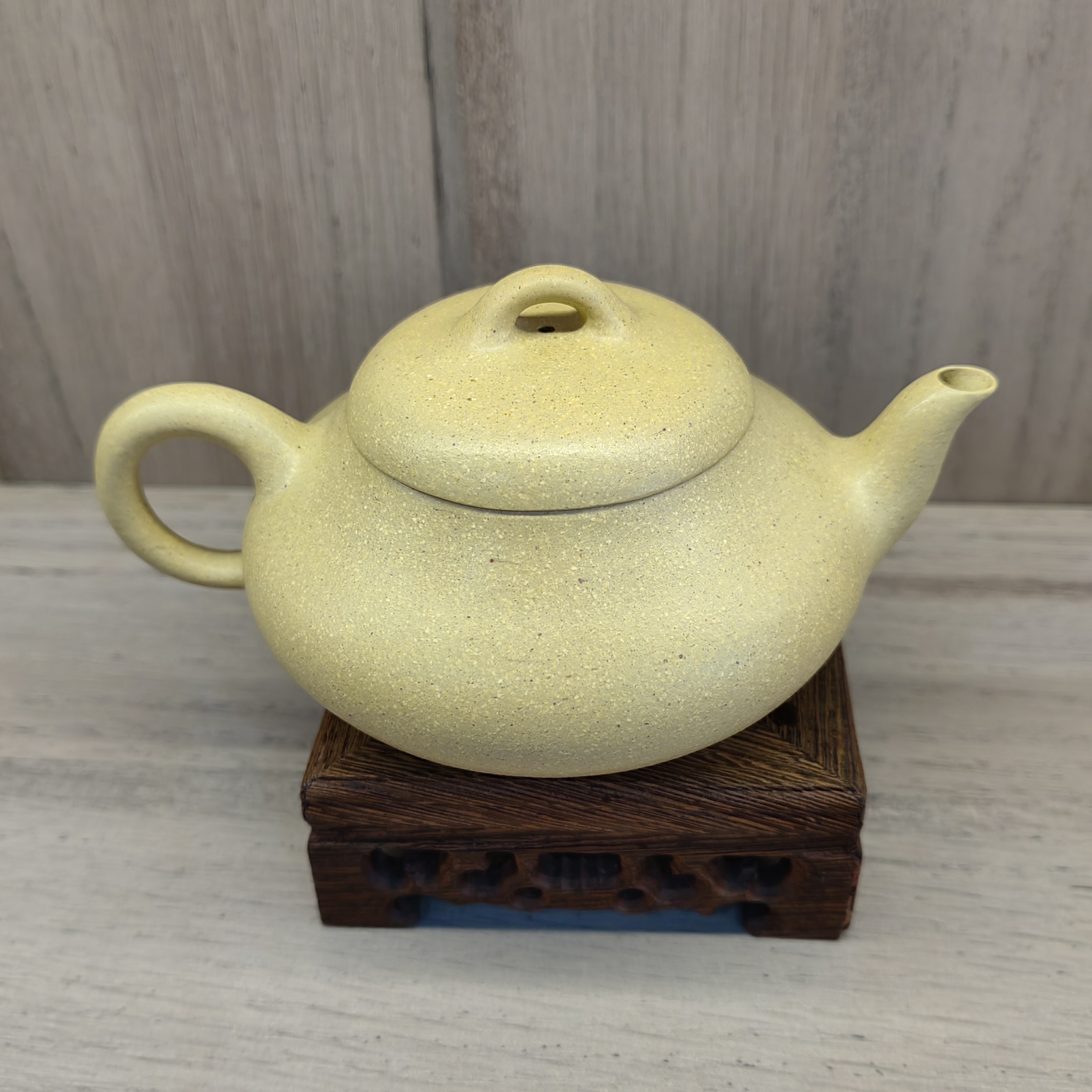 景韵鸿鹄原矿紫砂-段泥汉棠石瓢