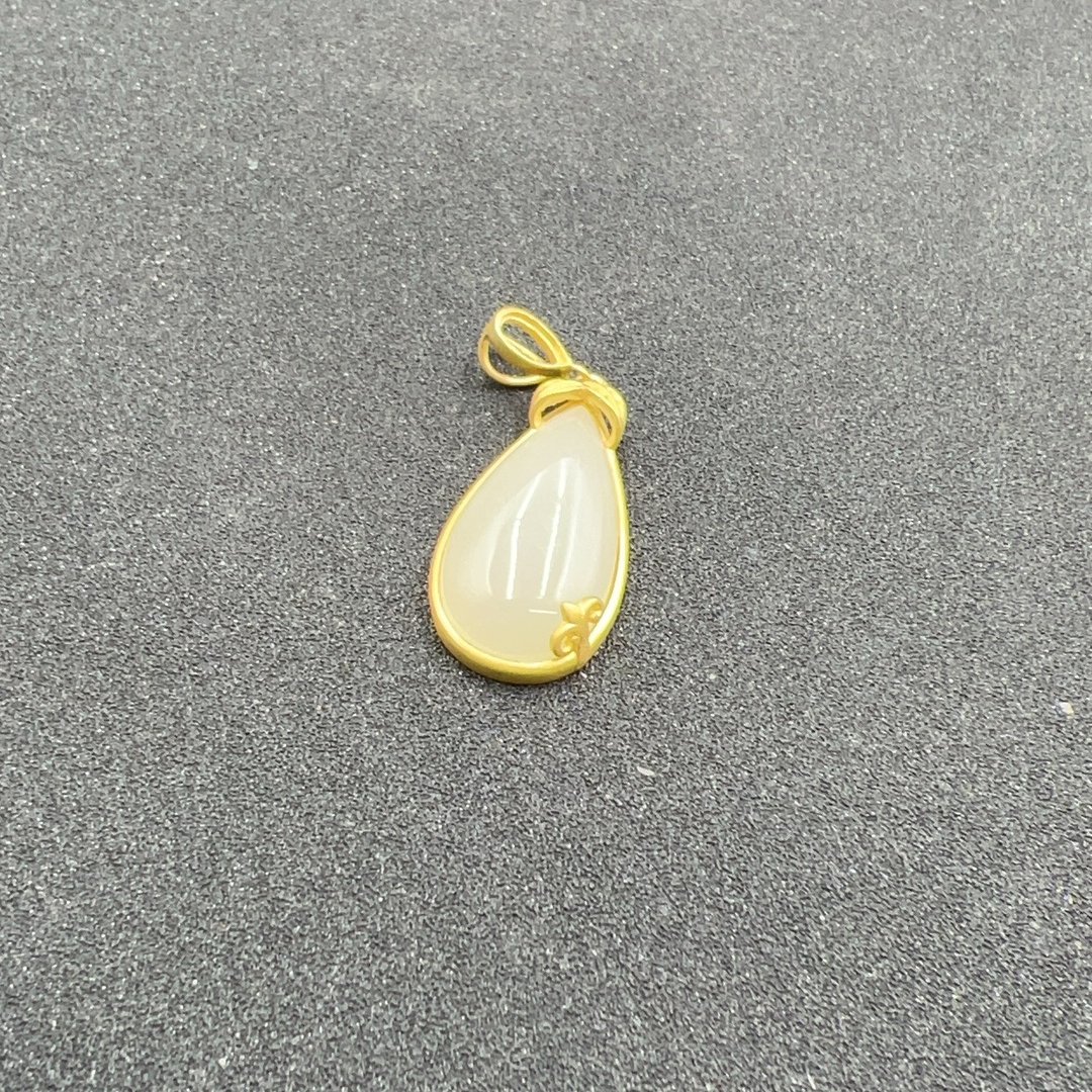 BY0116FHLZ标11 和田玉水滴坠