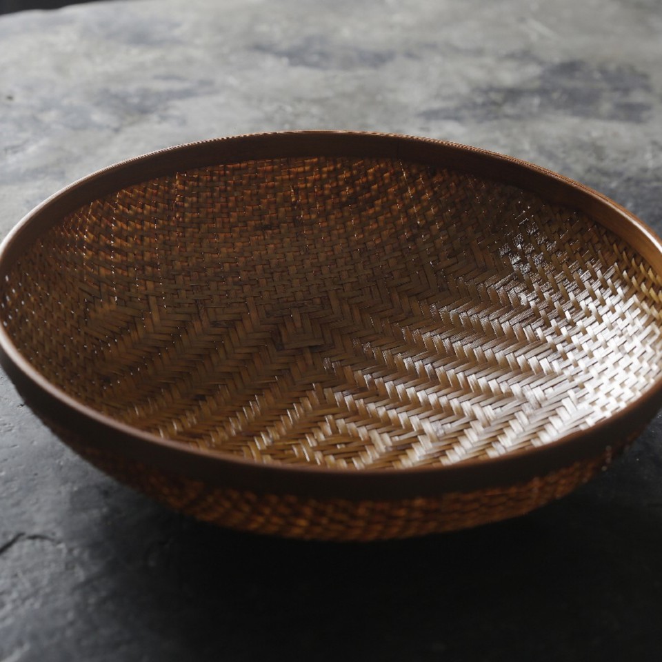手工竹编收纳筐可用于放置水果蔬菜馒头零食的农村簸箕