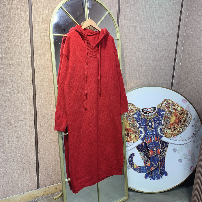 UU122孕妇红色毛衣裙90-150