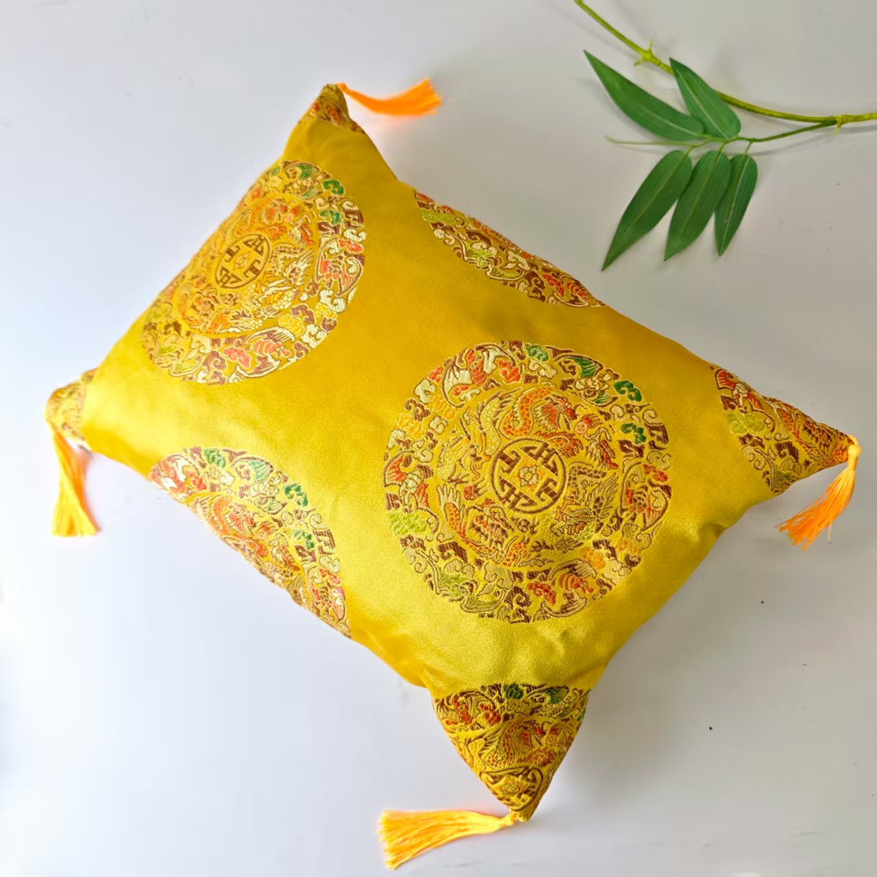 增香沉香木宫廷风摆件枕头-lz007