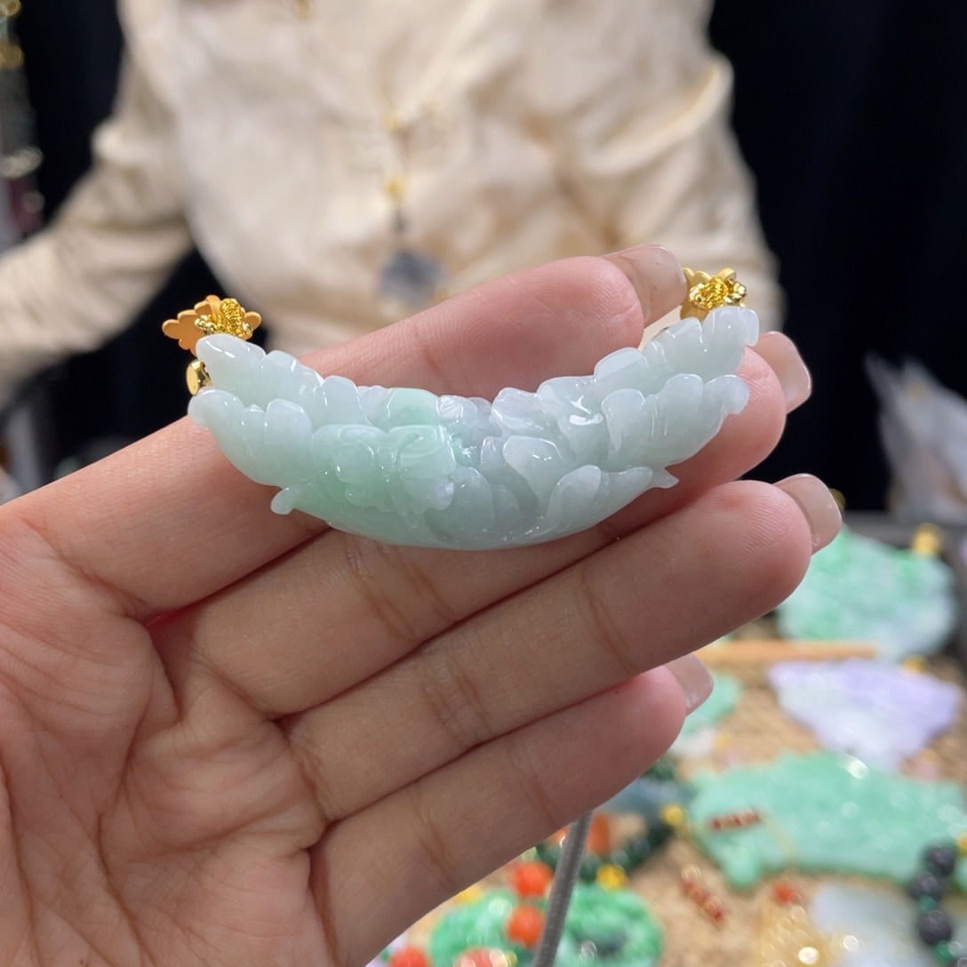 翡翠颈饰未镶嵌代编织