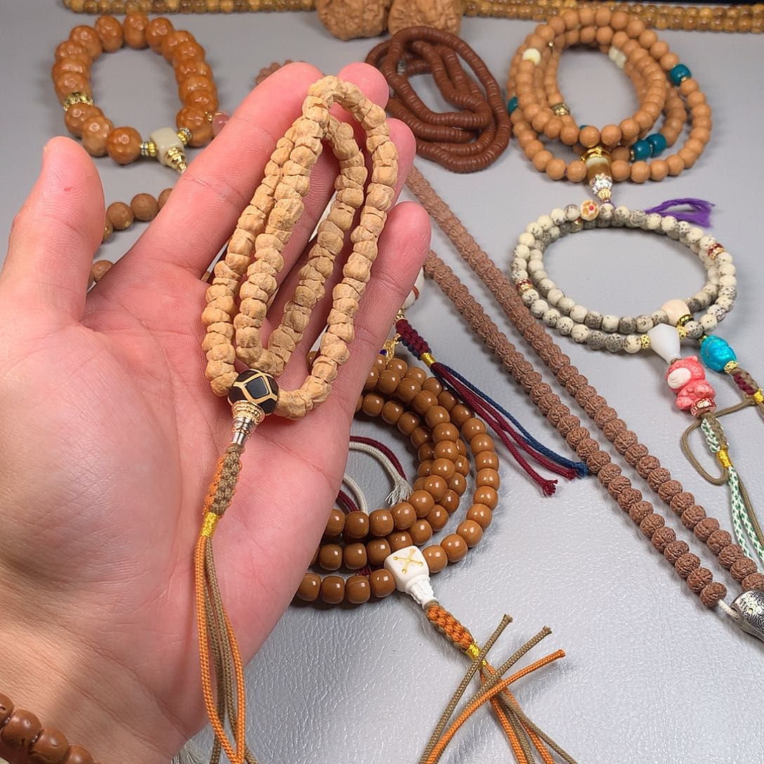 柏香籽/百香籽吊坠。。。。。。。。。。