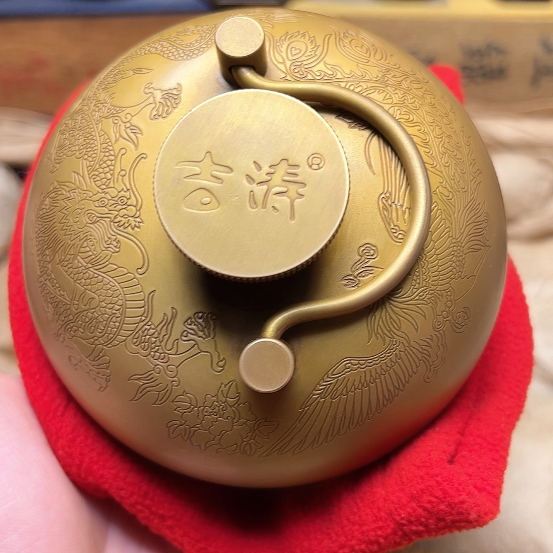 精美铜器点击下单