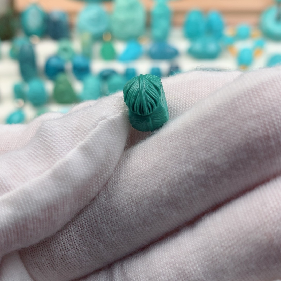 绿松石配饰未镶嵌