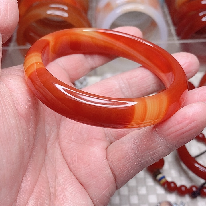 玛瑙/玉髓手镯未镶嵌致***®