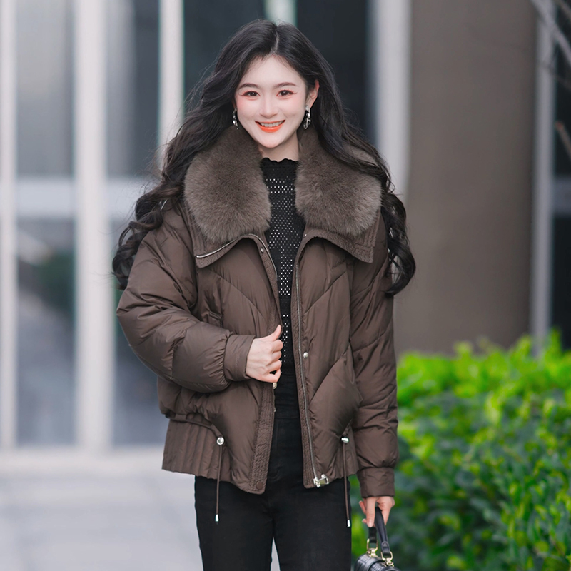 冬季新款羽绒服保暖时尚加绒洋气短款白鸭绒服女