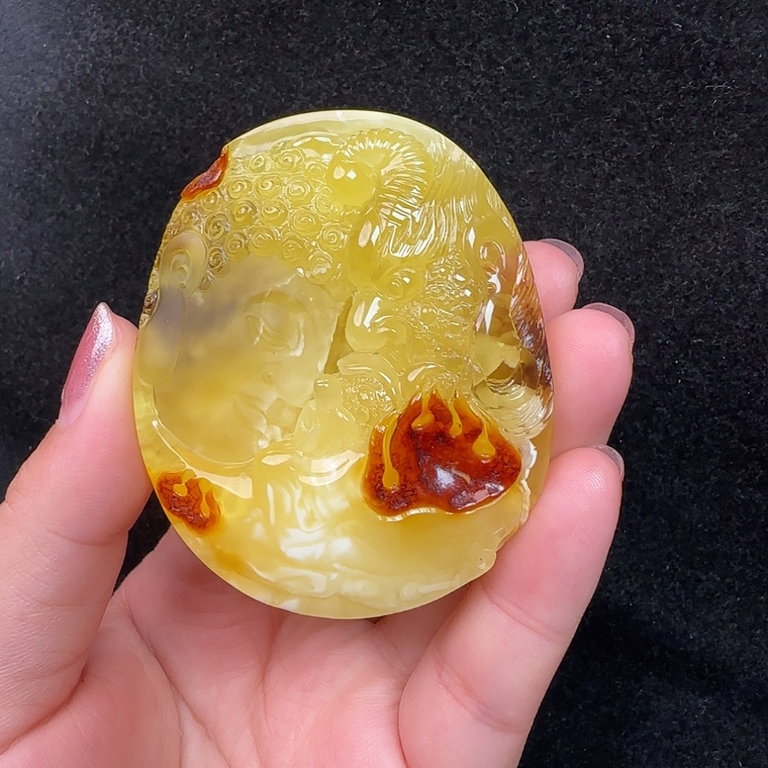 蜜蜡未镶嵌珠宝奇石