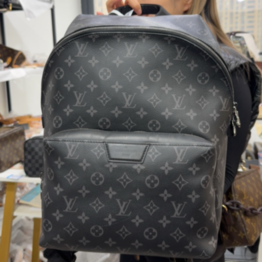 95新 LouisVuitton/路易威登 LV阿波罗双肩包时尚黑色