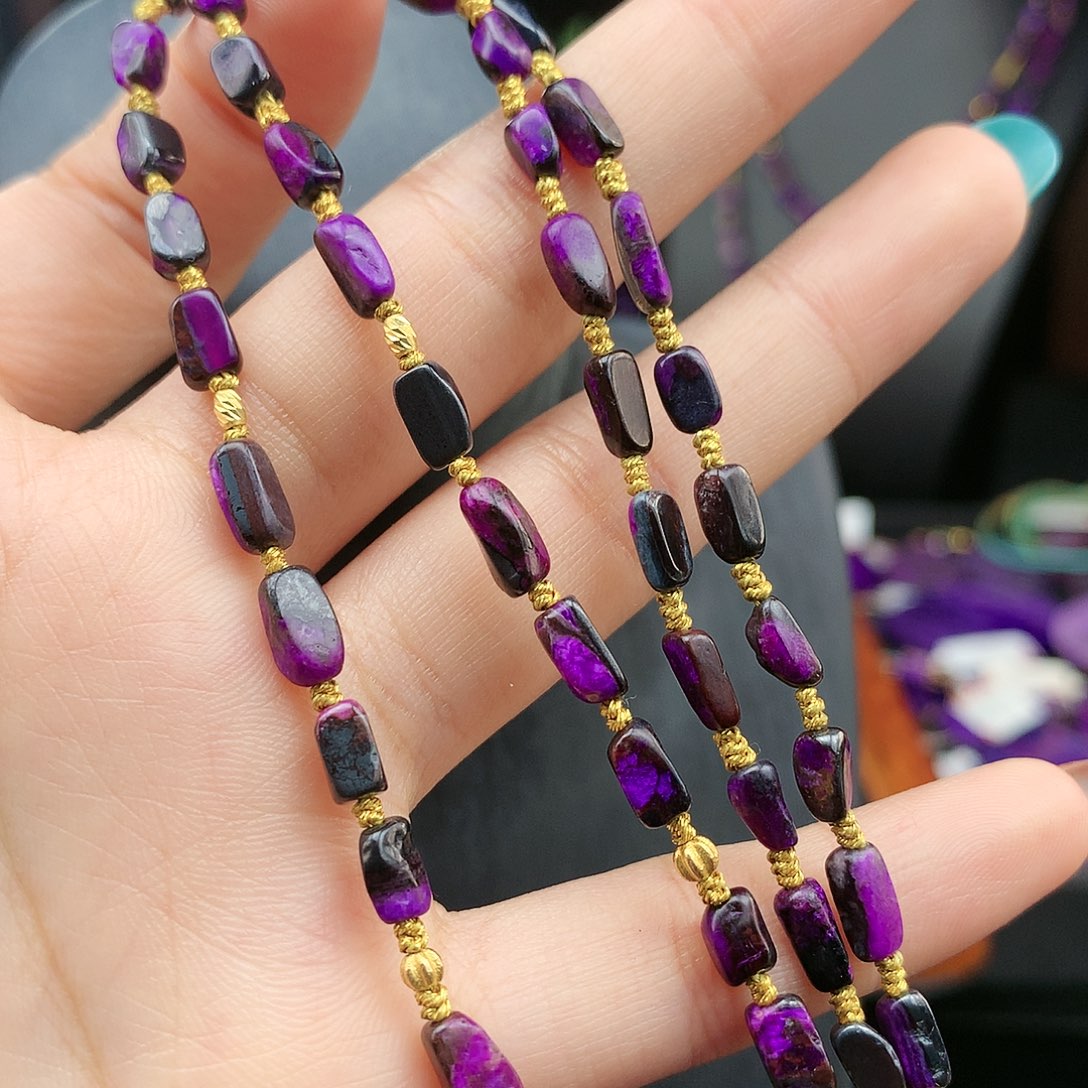 苏纪石（舒俱来）项链18K金镶嵌