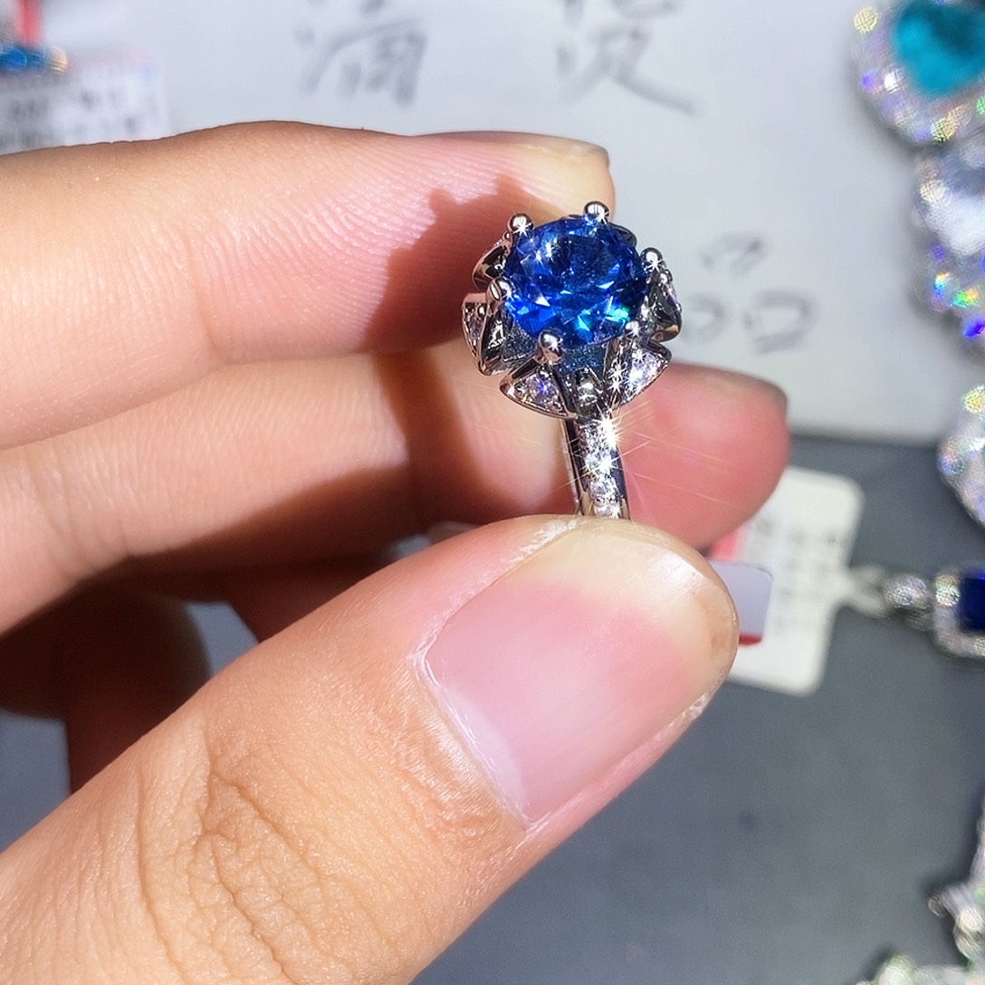 合金石英质玉戒指
